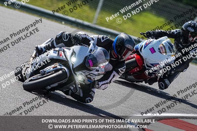 donington no limits trackday;donington park photographs;donington trackday photographs;no limits trackdays;peter wileman photography;trackday digital images;trackday photos